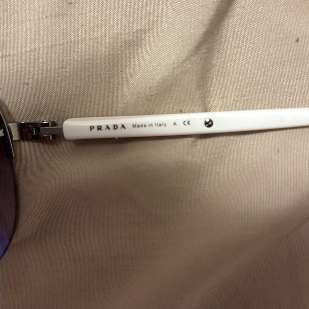 prada aviator style sunglasses - Picture 4 of 5